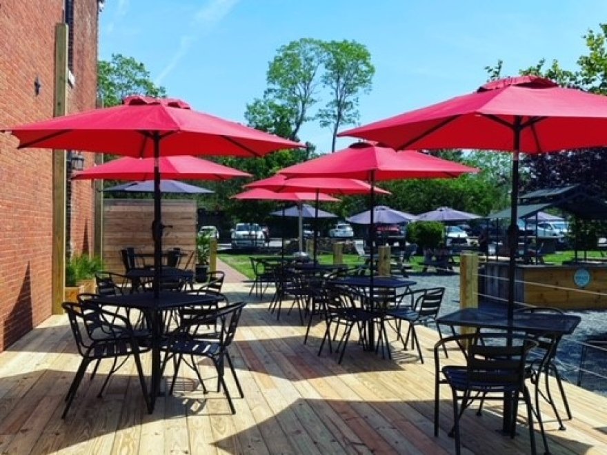 Oaked 110 Whiskey & Wine Bar