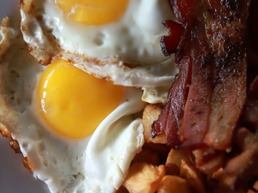 Oaked 110 Whiskey & Wine Bar